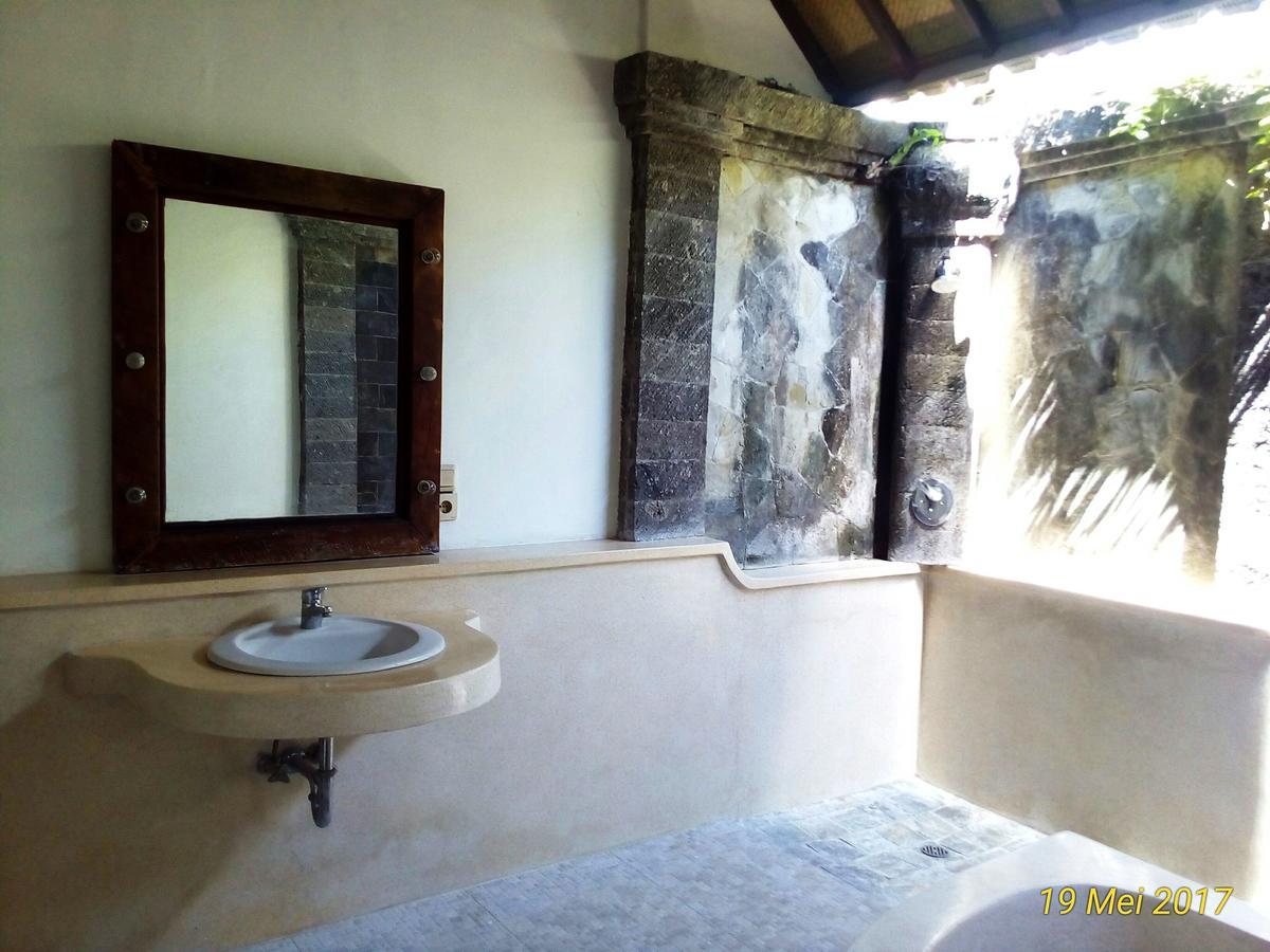 Pondok Alit Resort Seminyak Esterno foto