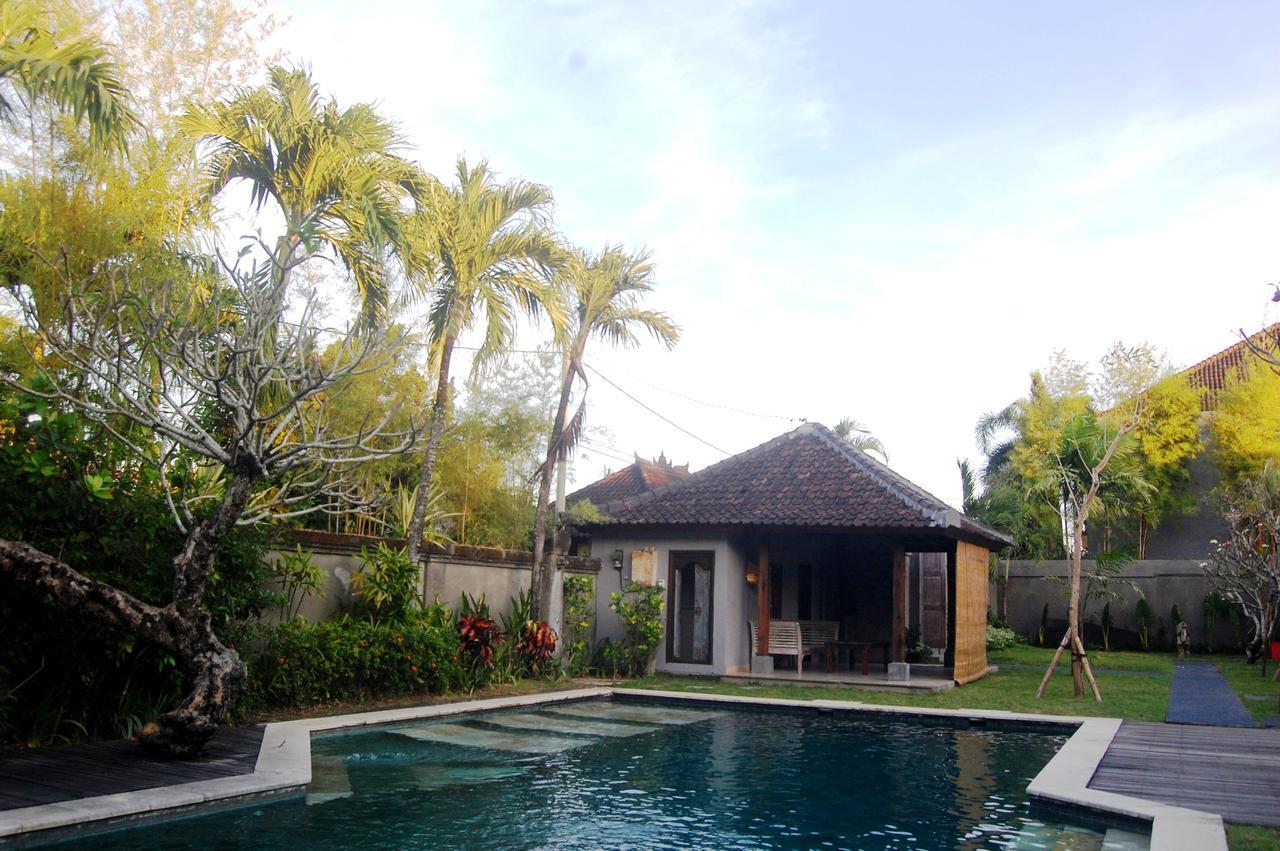 Pondok Alit Resort Seminyak Esterno foto