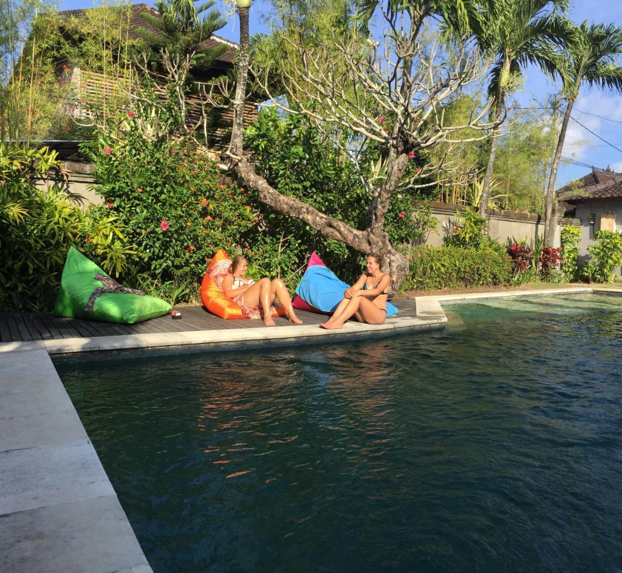 Pondok Alit Resort Seminyak Esterno foto
