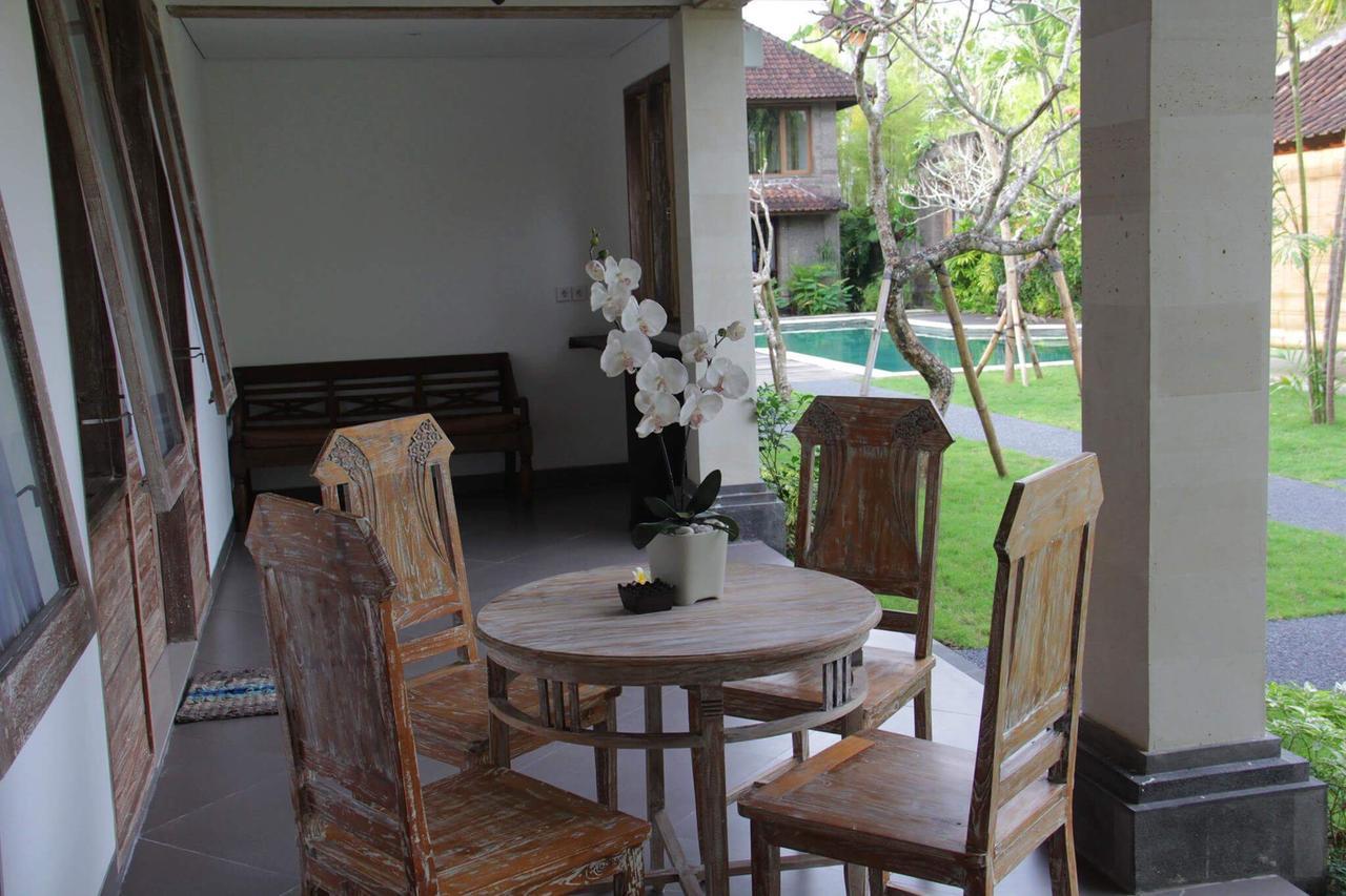 Pondok Alit Resort Seminyak Esterno foto