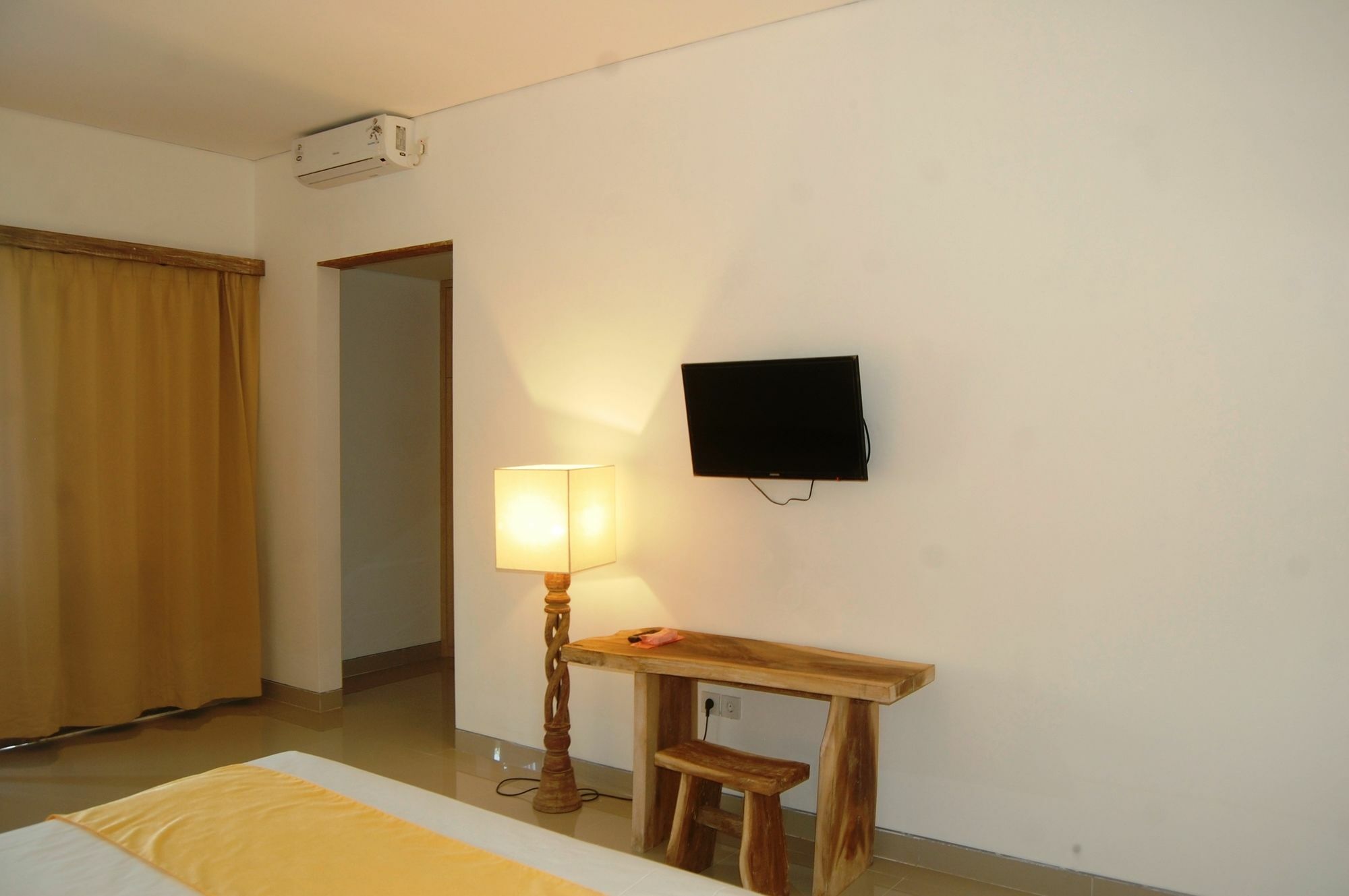 Pondok Alit Resort Seminyak Esterno foto