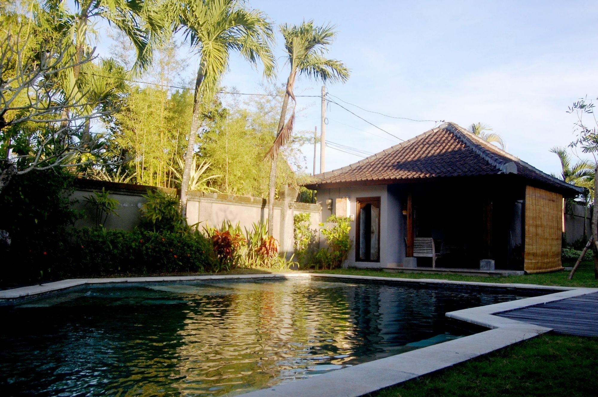 Pondok Alit Resort Seminyak Esterno foto